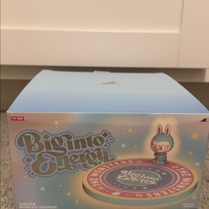 Big Into Energy Wireless Charger